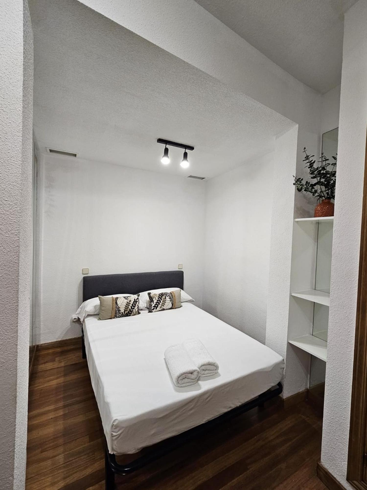Casa Lemus Hotel Madrid Buitenkant foto